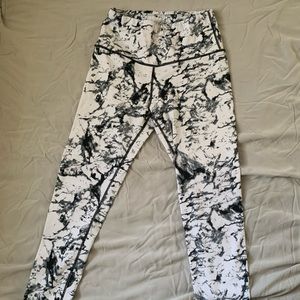 Marble yoga pants